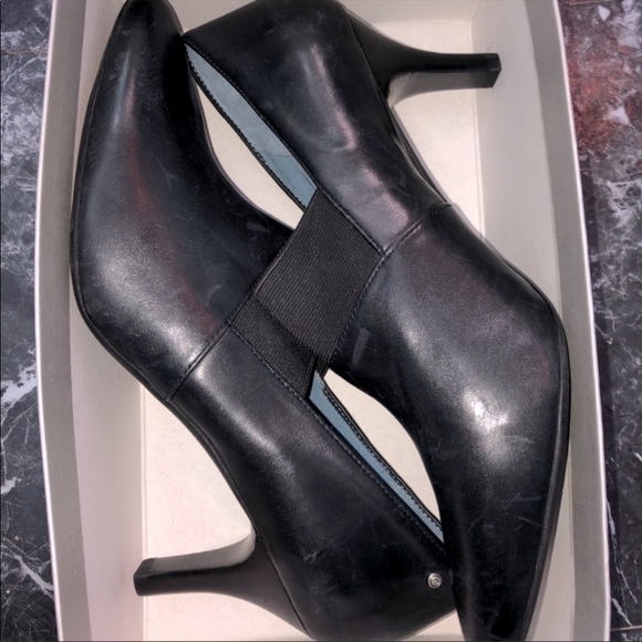Rockport Shoes - Rockport Black Leather Heels